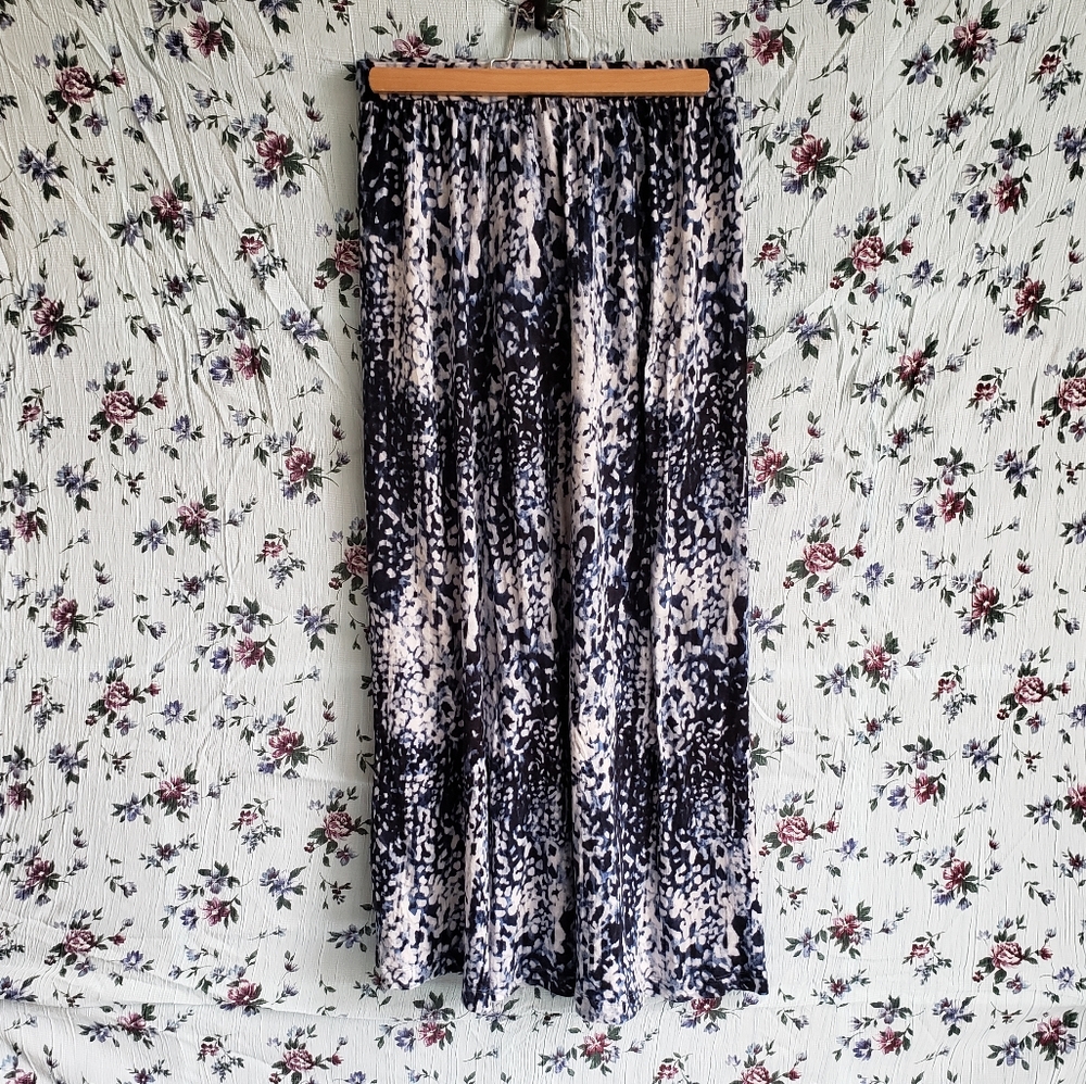 H&M patterned maxi skirt